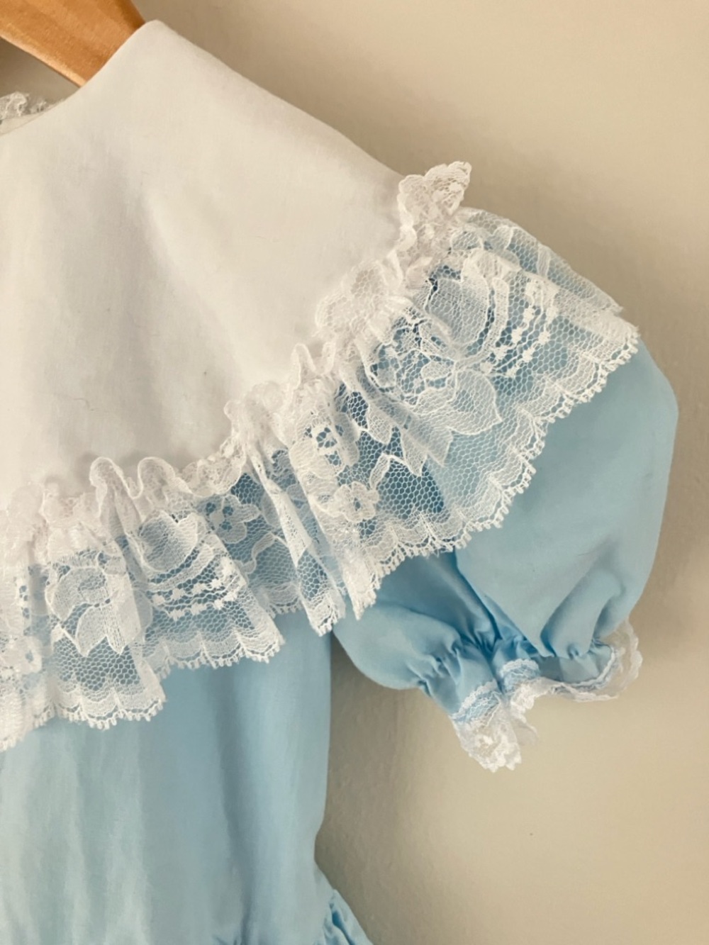 Lid'l Dolly's Girls 6x Southern Belle Light Blue Lace-Trim Dress - Picture 3 of 8